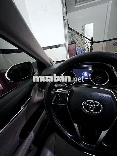 Toyota Camry 2.5Q 2015 Trắng 70000 km