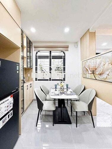 Nhà đẹp Bến Vân Đồn Quận 4 3,5m x 13m, 3 ngủ 4 vệ sinh - Có Sổ hồng -