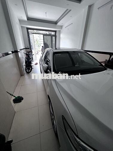 Toyota Camry 2.5Q 2015 Trắng 70000 km