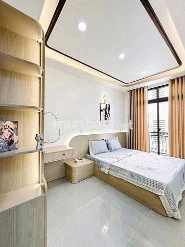 Nhà đẹp Bến Vân Đồn Quận 4 3,5m x 13m, 3 ngủ 4 vệ sinh - Có Sổ hồng -