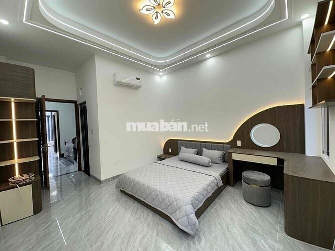 Nhà 1 Trệt 2 lầu Full Nội Thất. Ngay Khu Dân Cư
