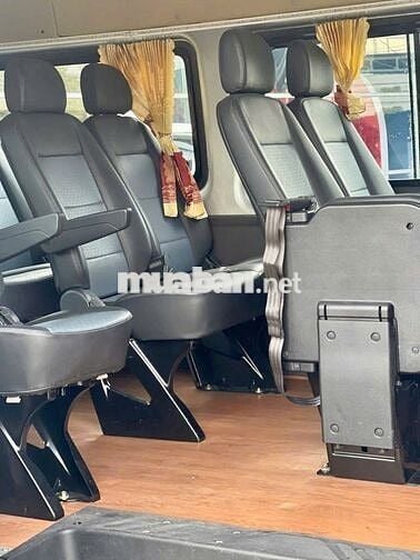 FORD TRANSIT 2023 XE ĐƯA ĐÓN NHÂN VIÊN, CHẠY KỸ