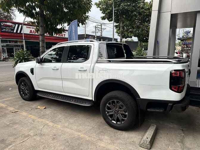 Ford Ranger Wildtrak 2025 bảo hành 2030 vay NH 75%