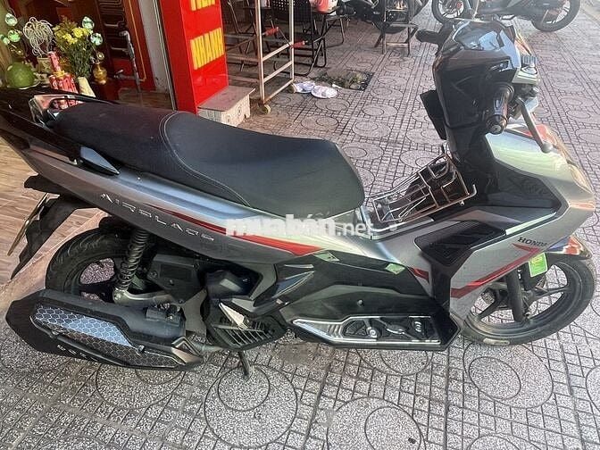 Honda Air Blade Xám đen 29.000km