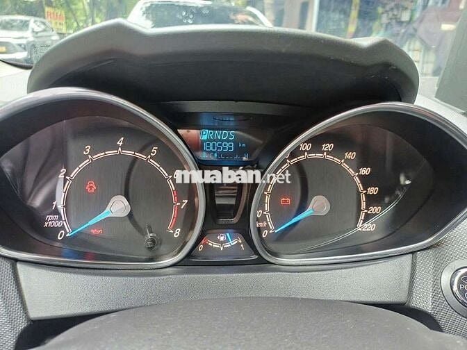 Ford Fiesta 2014 Đỏ 5 chỗ