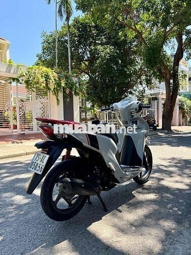 Vision 3/2026 Cao cấp Xám xi măng ***