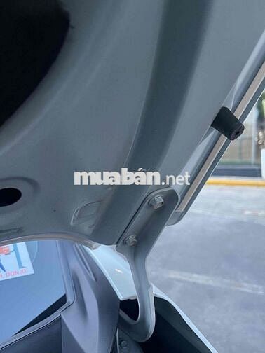 Toyota Veloz Top 2025 22.000km Trắng