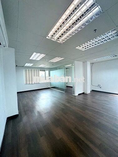 TÒA NHÀ ĐƯỜNG PHỔ QUANG. DT: 7X20M. HẦM - TRỆT - 4 TẦNG