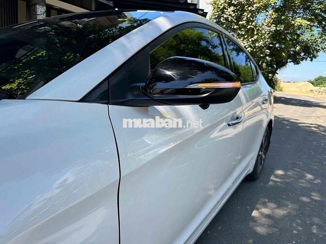 Hyundai Elantra 2016 Trắng 11 vạn
