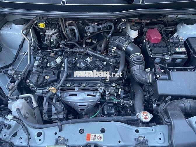 Toyota Veloz Top 2025 22.000km Trắng