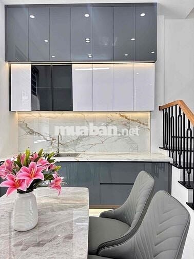 Nhà H5 Lê Quang Chiểu 6,8m x 6m ( thực tế 8m ) đã hoàn công co sân sau