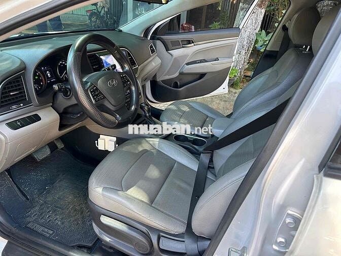 Hyundai Elantra 2016 Trắng 11 vạn