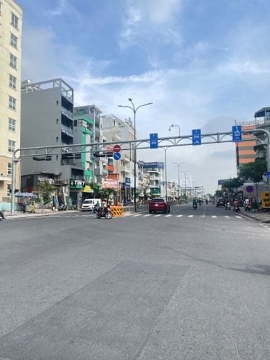 Bán nhà MẶT TIÈN NGANG 7,x2 Dương Quảng Hàm, kinh doanh buôn bán sầuất