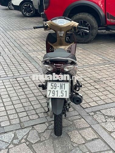 Futture 125 Fi 2014 ngay chủ trả trc 10tr nhận xe