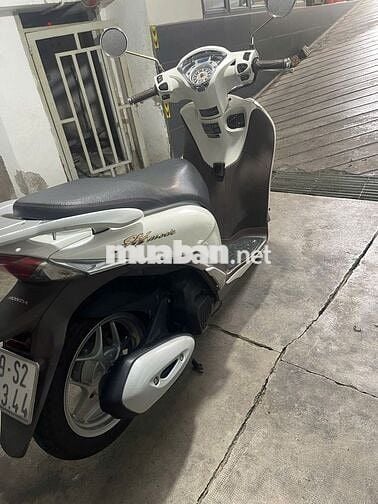 Honda SH Mode 2017 Trắng Khóa Remote