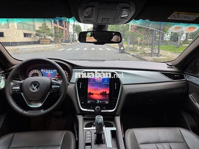 LUX A PREMIUM 20 LƯỚT 23.000KM - SƠN ZIN QUANH XE