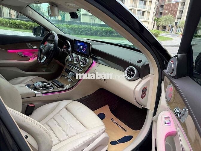 Mercedes C250 Exclusive 2015 Đen/Kem full đồ chơi