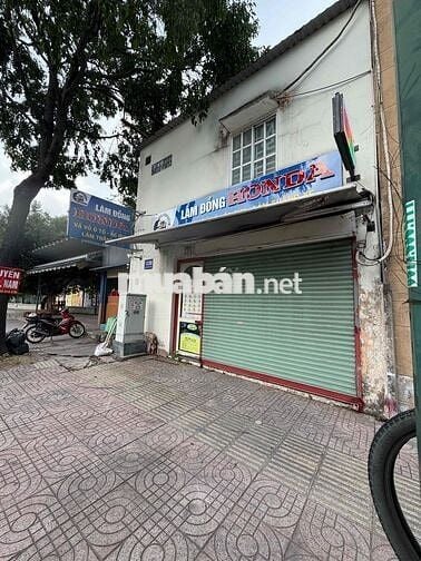 Cho thuê nhà 2 mặt tiền Phạm Văn Đồng