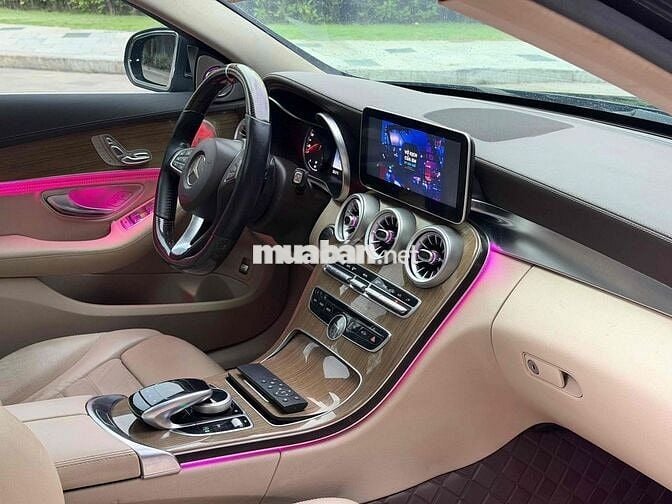 Mercedes C250 Exclusive 2015 Đen/Kem full đồ chơi