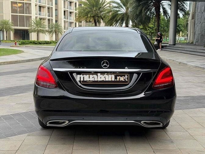 Mercedes C250 Exclusive 2015 Đen/Kem full đồ chơi