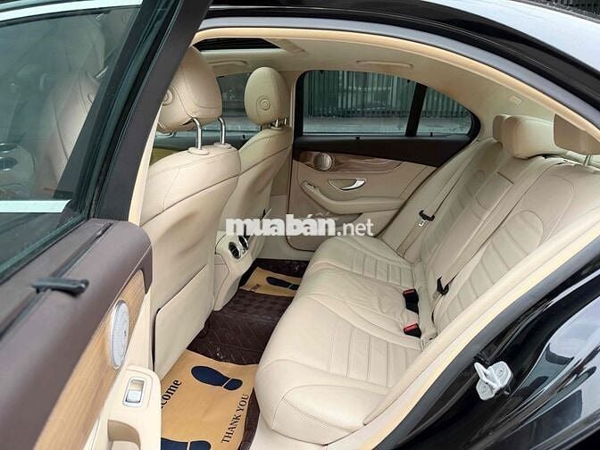 Mercedes C250 Exclusive 2015 Đen/Kem full đồ chơi
