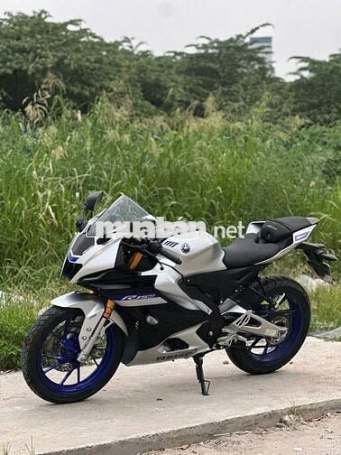 Yamaha R15M 2025