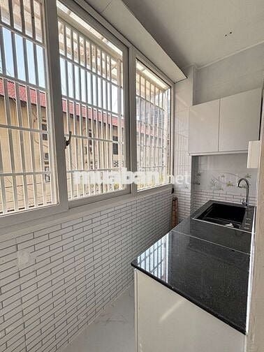 Căn hộ 750 Nguyễn Kiệm, PN, tầng 1, 40m2, 3.1 tỉ, căn góc, 2pn, 1wc