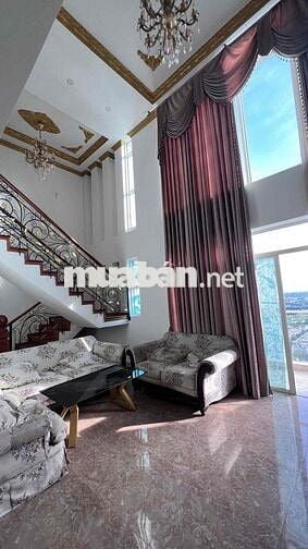CHO THUÊ PENTHOUSE QUẬN 7 – 5 PHÒNG NGỦ – FULL NỘI THẤT CAO CẤP