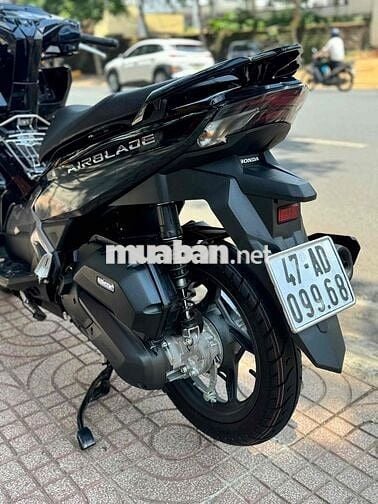 Honda Air Blade 2024 Đen 100 km