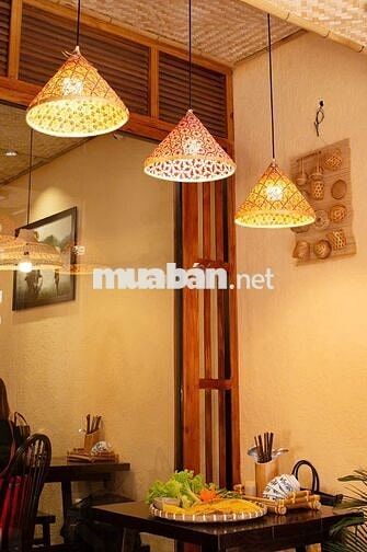 (Quận 1) Cần tuyển trưởng ca phục vụ cho quán ăn