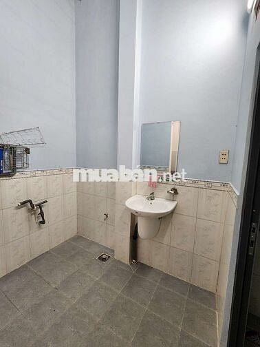 HIẾM!!! BÁN NHÀ Q12 - 3 TẦNG - Ô TÔ NGỦ NHÀ - 66m² - 4 tỷ xíu