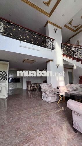 CHO THUÊ PENTHOUSE QUẬN 7 – 5 PHÒNG NGỦ – FULL NỘI THẤT CAO CẤP