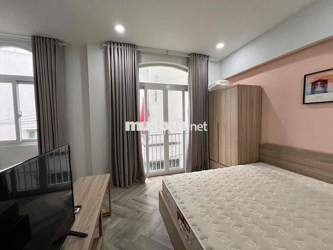 Căn Hộ Cao Cấp ban công Phú Nhuận 7tr Full nội thất