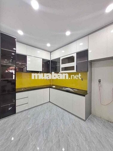 Nhà Mới 3 Tầng Lạc Long Quân - Tân Bình | Đúc 3PN | Hơn 5 Tỷ