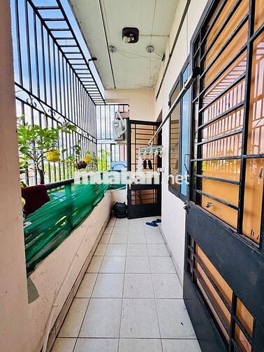 👉 Chung cư Sơn Kỳ - 72m² - Nhà đẹp ở ngay - 2.9 tỷ, sổ riêng