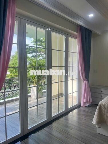 Lê văn lương - Nhà 5 tầng 85m2, hẻm xe hơi, full nội thất. Giá 8,9 tỷ