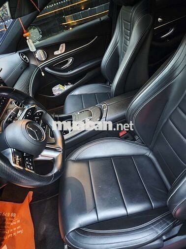 Mercedes-Benz E300 2024Trắng 17000 km