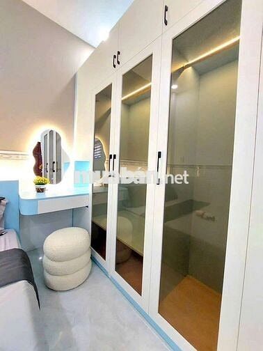 Nhà Hẻm Thông 5x20 3lầu 7pn 5wwc