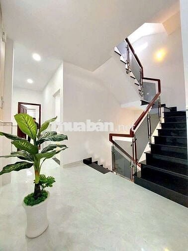 Nhà Hẻm Thông 5x20 3lầu 7pn 5wwc