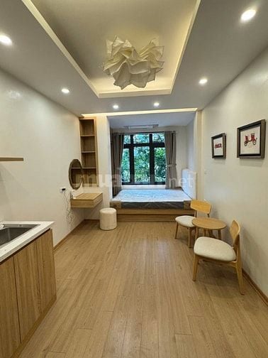 16,9 tỷ – 30mx5 tầng - Mới đẹp - MP Đặng Trần Côn, Đống Đa