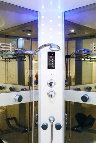 CHDV 45m2 BAN CÔNG - WC có BỒN TẮM gần  ETOWN Cộng Hòa P13 Tân Bình