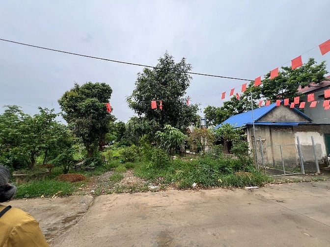Bán đất ô đất thổ cư 600m2 gần nhà thờ đông cao
