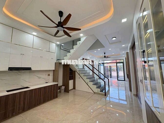 Nhà phố 2 lầu trệt phường Đông Hòa, Dĩ An, Bình Dương