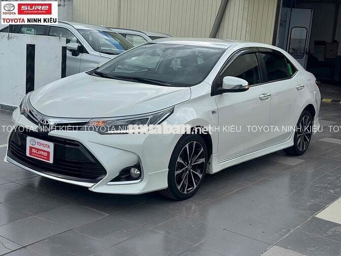 Toyota Altis 1.8G 2020 Trắng 44.000 km
