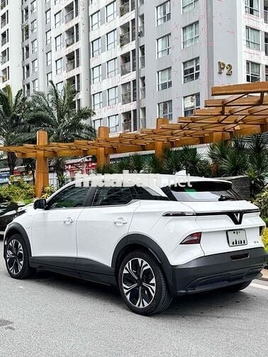 VinFast VF6 Plus 2025 Bản cao cấp Trắng