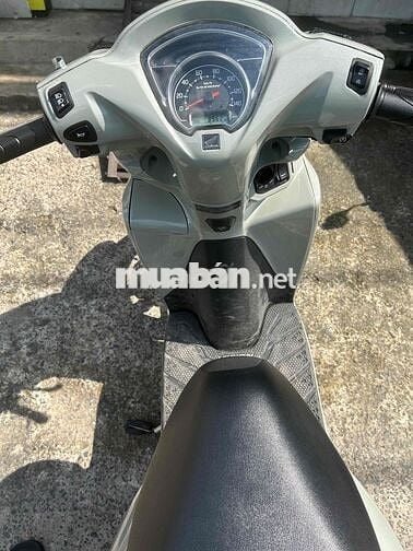 Honda Vision Xám 2025