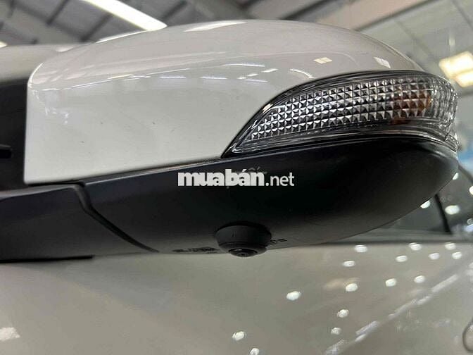 Bán Vios E số sàn 2025 lướt 13.000km - Giá còn bớt