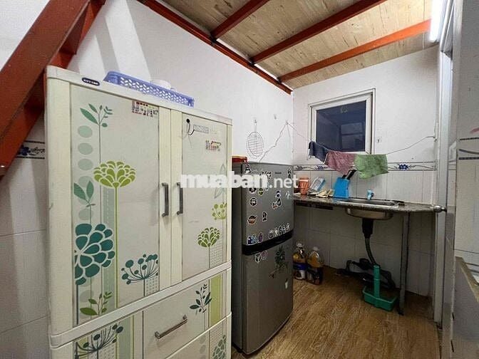 Chính chủ cho thuê phòng gác lửng cao 1m6 ở Làng Đại Học gần TDTU