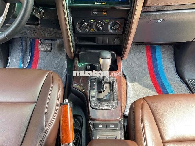 Toyota Fortuner 2020 Diesel Đen 120.000 km