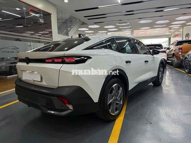 Peugeot 408 SX 2025 Trắng 7000km
